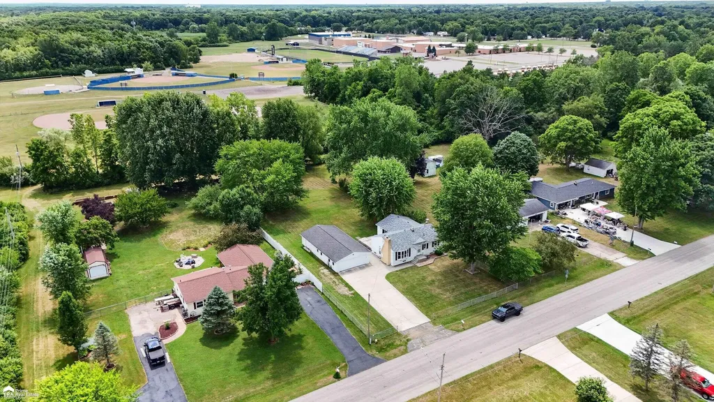 5286 Roberts Drive Genesee Charter Township MI 48506