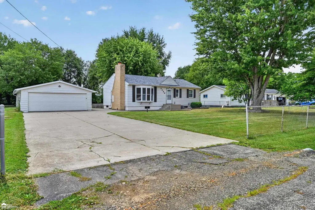 5286 Roberts Drive Genesee Charter Township MI 48506