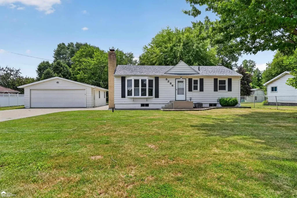 5286 Roberts Drive Genesee Charter Township MI 48506