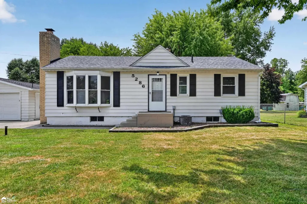 5286 Roberts Drive Genesee Charter Township MI 48506