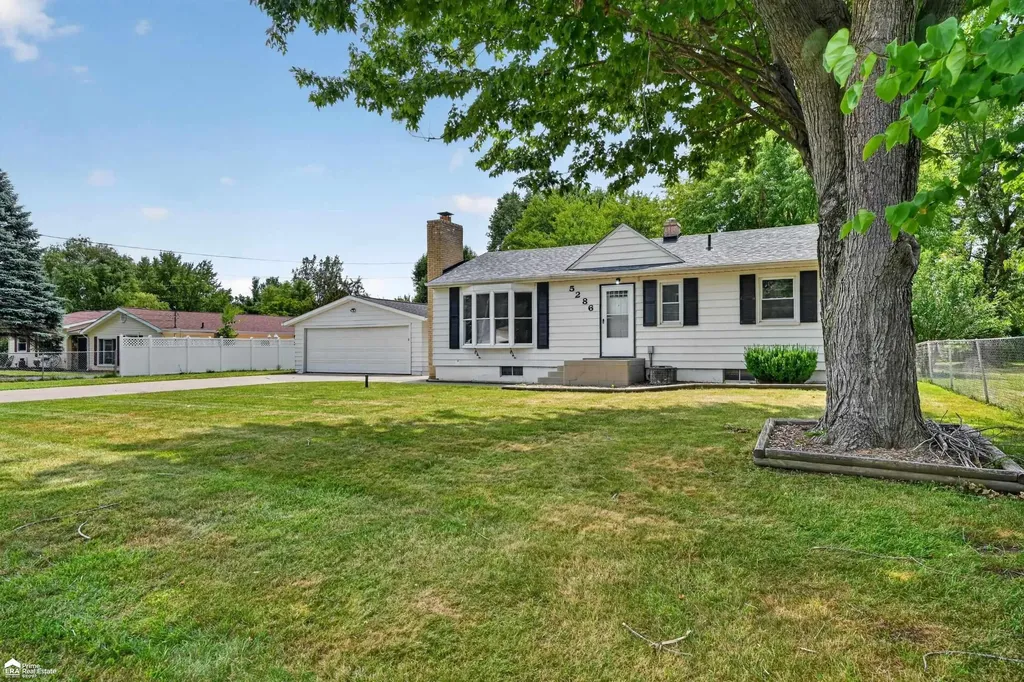 5286 Roberts Drive Genesee Charter Township MI 48506