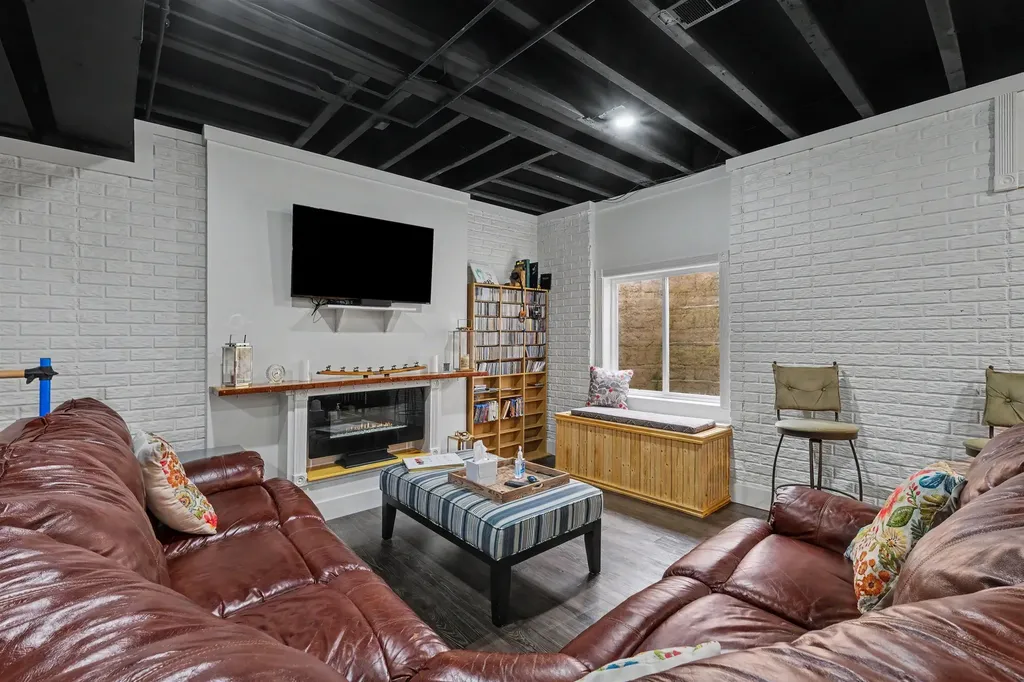 2101 Larkspur Lane Grand Blanc Charter Township MI 48439