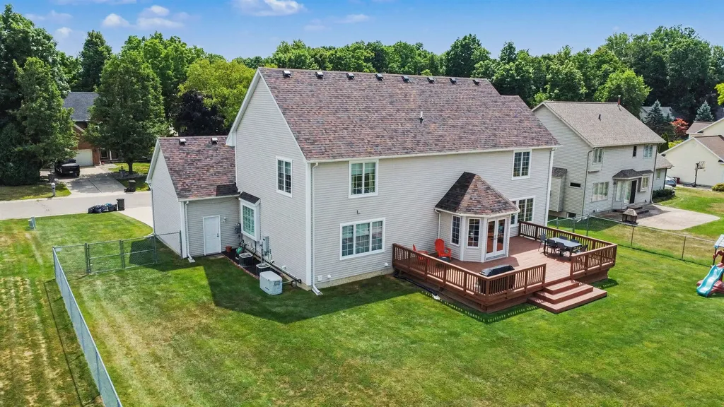 2101 Larkspur Lane Grand Blanc Charter Township MI 48439
