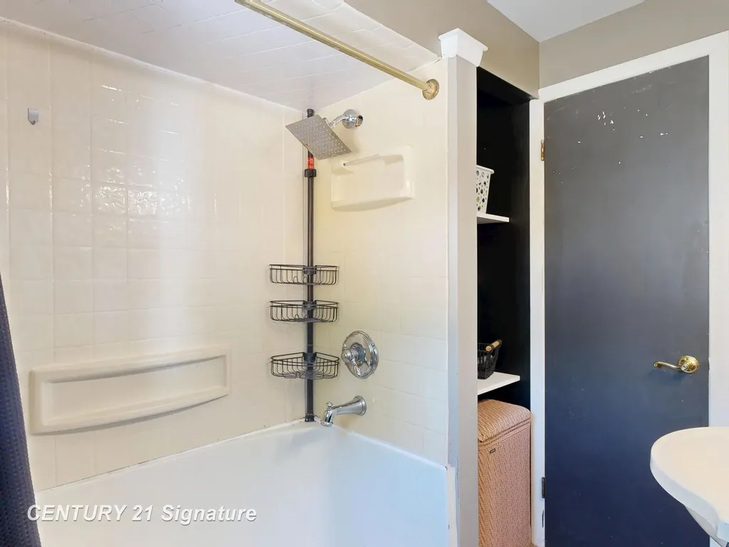 5196 W Wilson Road Vienna Charter Township MI 48420