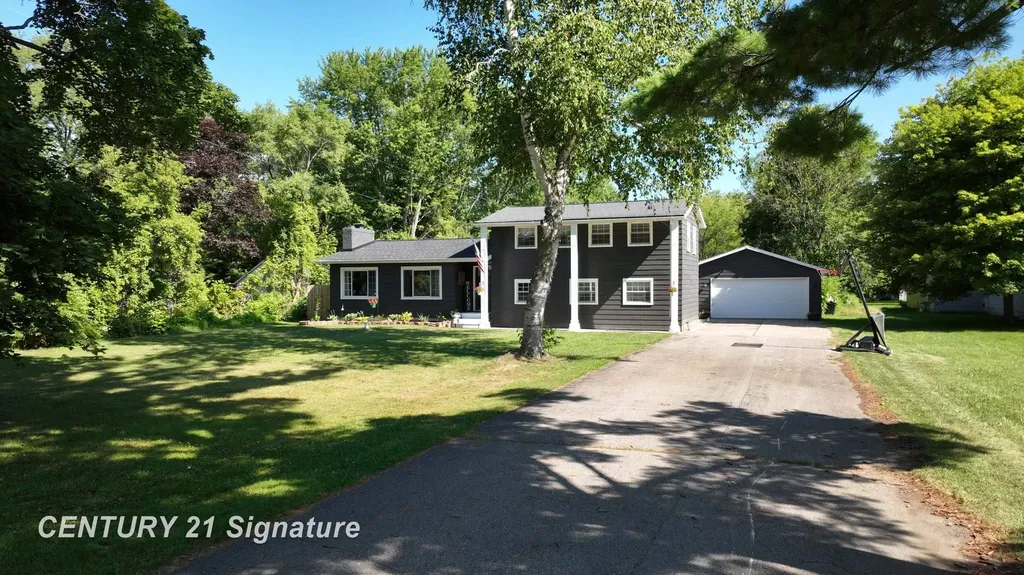 5196 W Wilson Road Vienna Charter Township MI 48420