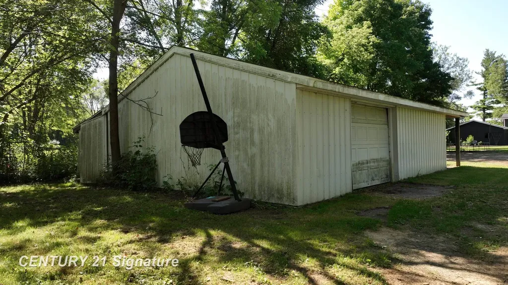 5196 W Wilson Road Vienna Charter Township MI 48420