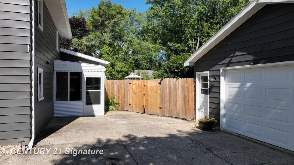 5196 W Wilson Road Vienna Charter Township MI 48420