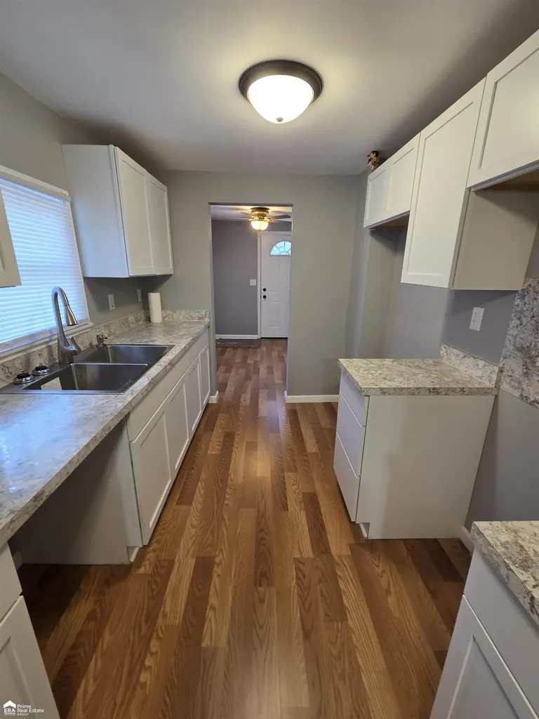 2164 E Whittemore Avenue Burton City MI 48529