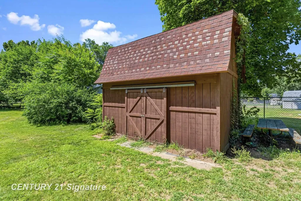 12340 N Clio Road Vienna Charter Township MI 48420