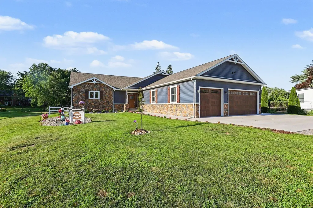 3365 Old Kawkawlin Road Bangor Charter Township MI 48706