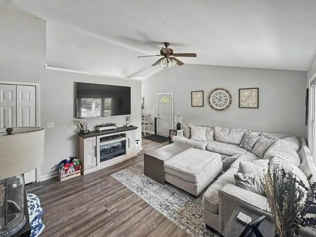 5032 Murphy Road Genesee Charter Township MI 48506