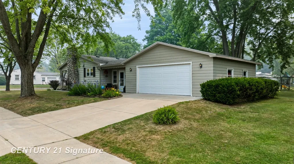 502 Rubelman Drive Owosso City MI 48867