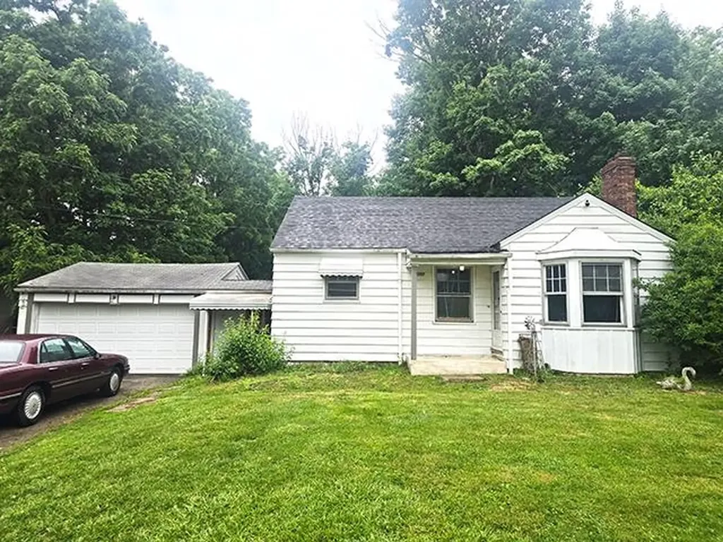 4397 Fenton Road Burton City MI 48529