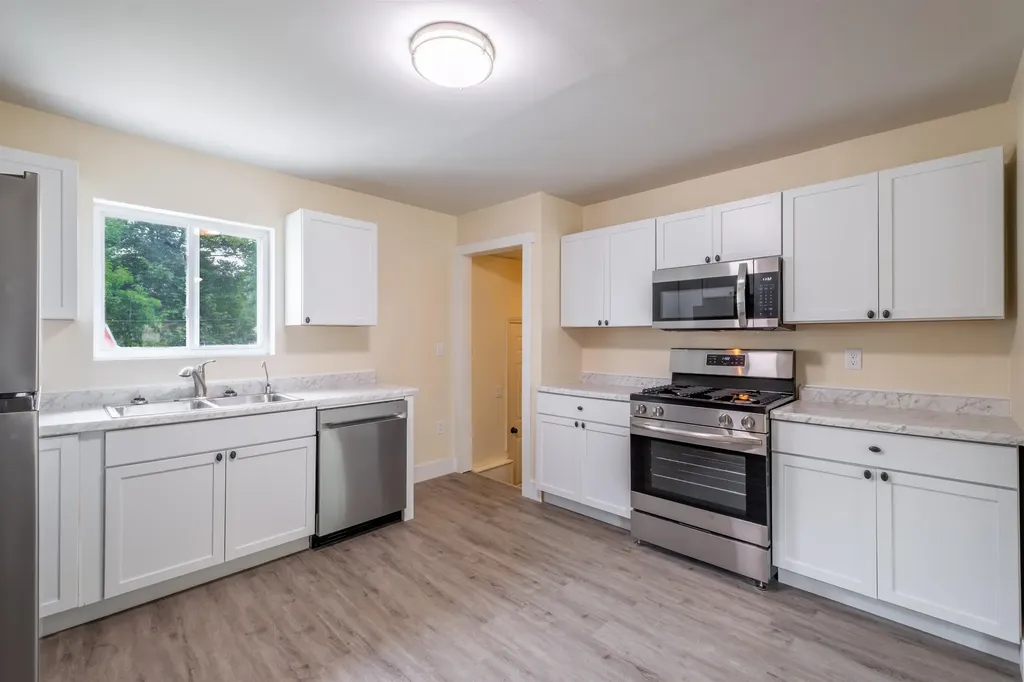 4126 N Belsay Road Genesee Charter Township MI 48506