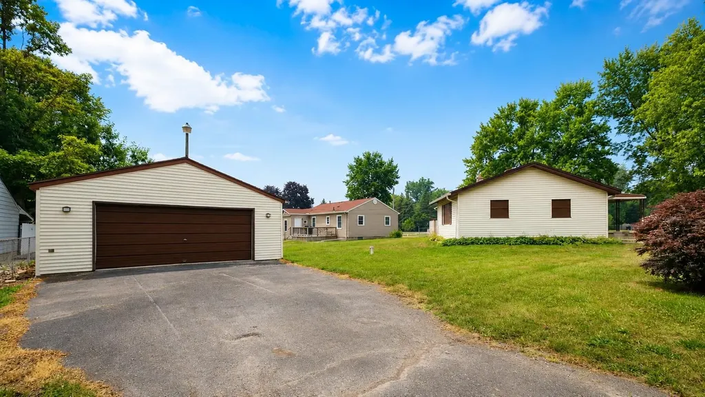 4126 N Belsay Road Genesee Charter Township MI 48506