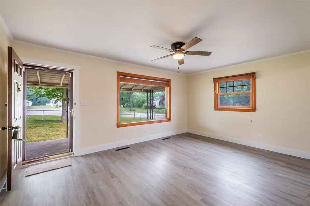 4126 N Belsay Road Genesee Charter Township MI 48506