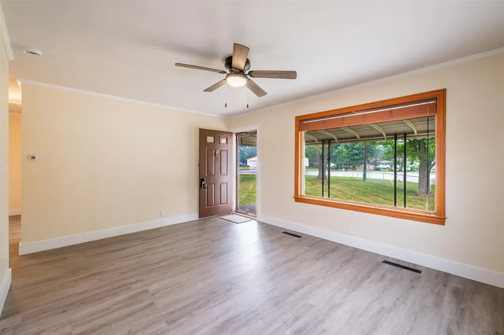 4126 N Belsay Road Genesee Charter Township MI 48506