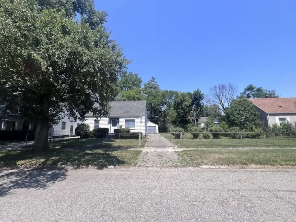 714 Crawford Street Flint City MI 48507