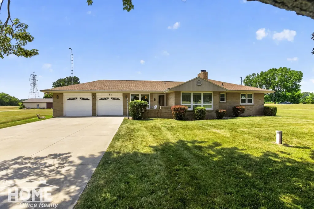 825 N State Road Caledonia Charter Township MI 48867