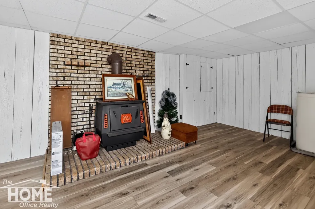 825 N State Road Caledonia Charter Township MI 48867