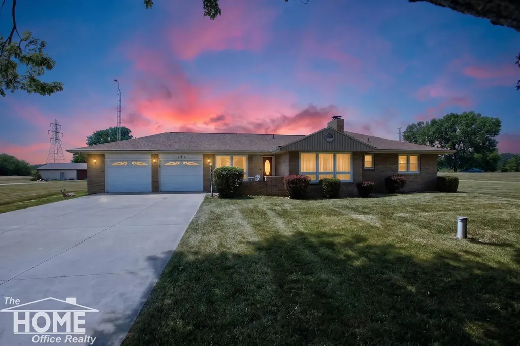 825 N State Road Caledonia Charter Township MI 48867