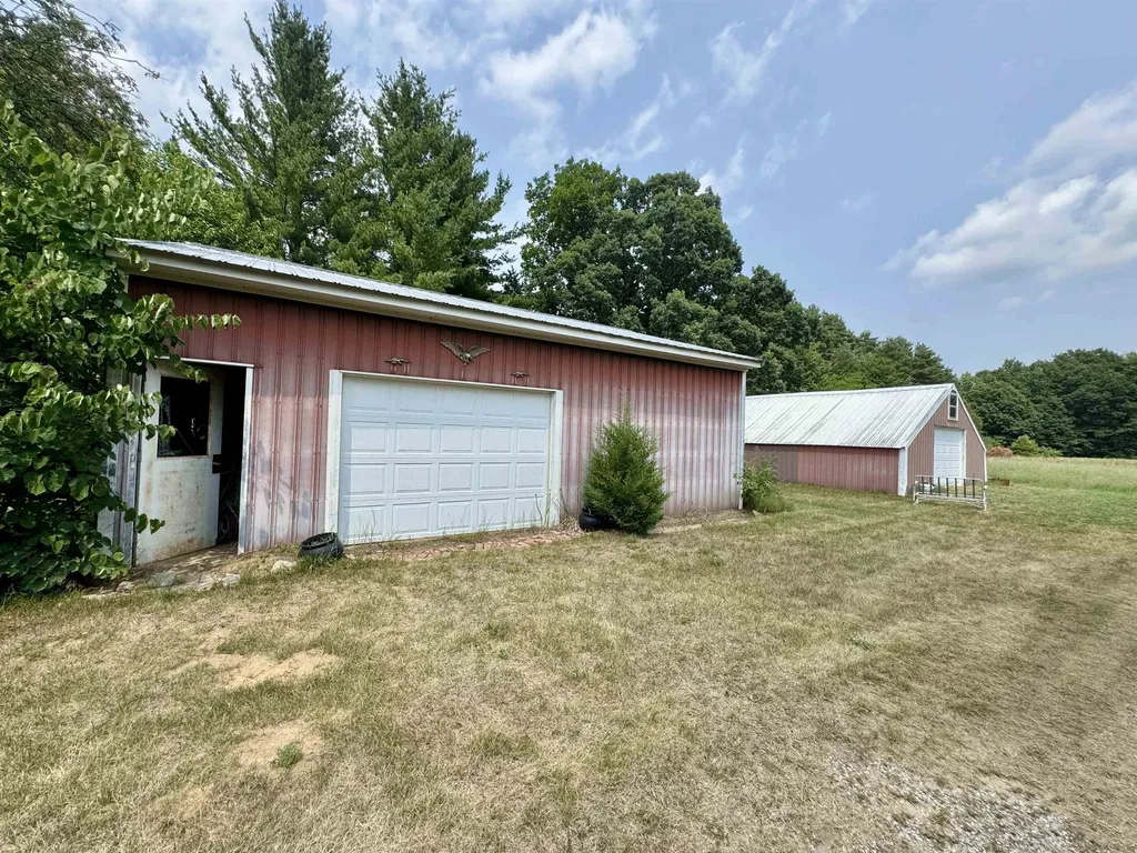 9260 N Elms Road Vienna Charter Township MI 48420
