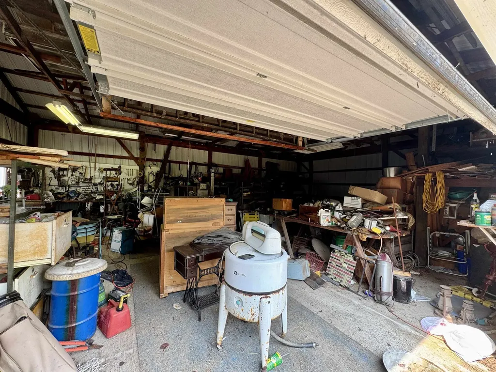 9260 N Elms Road Vienna Charter Township MI 48420