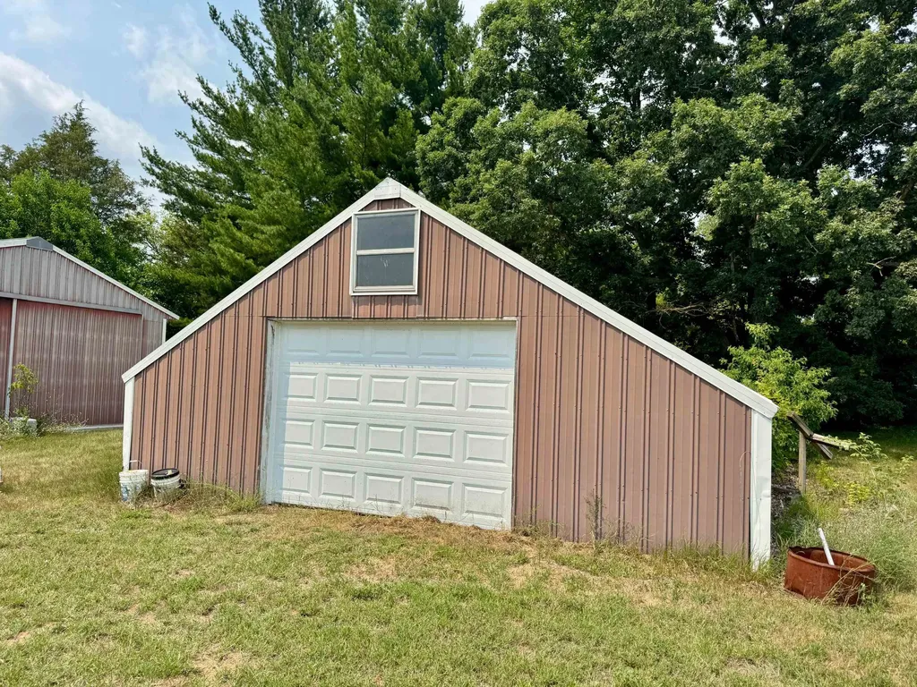 9260 N Elms Road Vienna Charter Township MI 48420