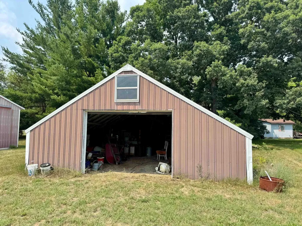 9260 N Elms Road Vienna Charter Township MI 48420