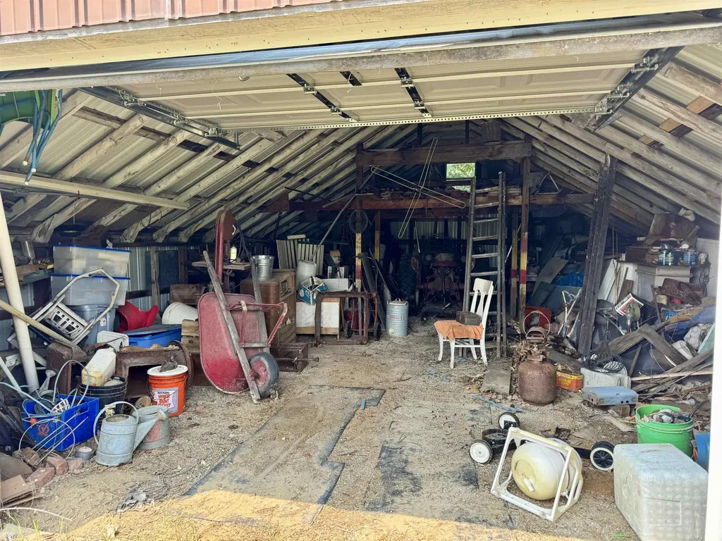 9260 N Elms Road Vienna Charter Township MI 48420
