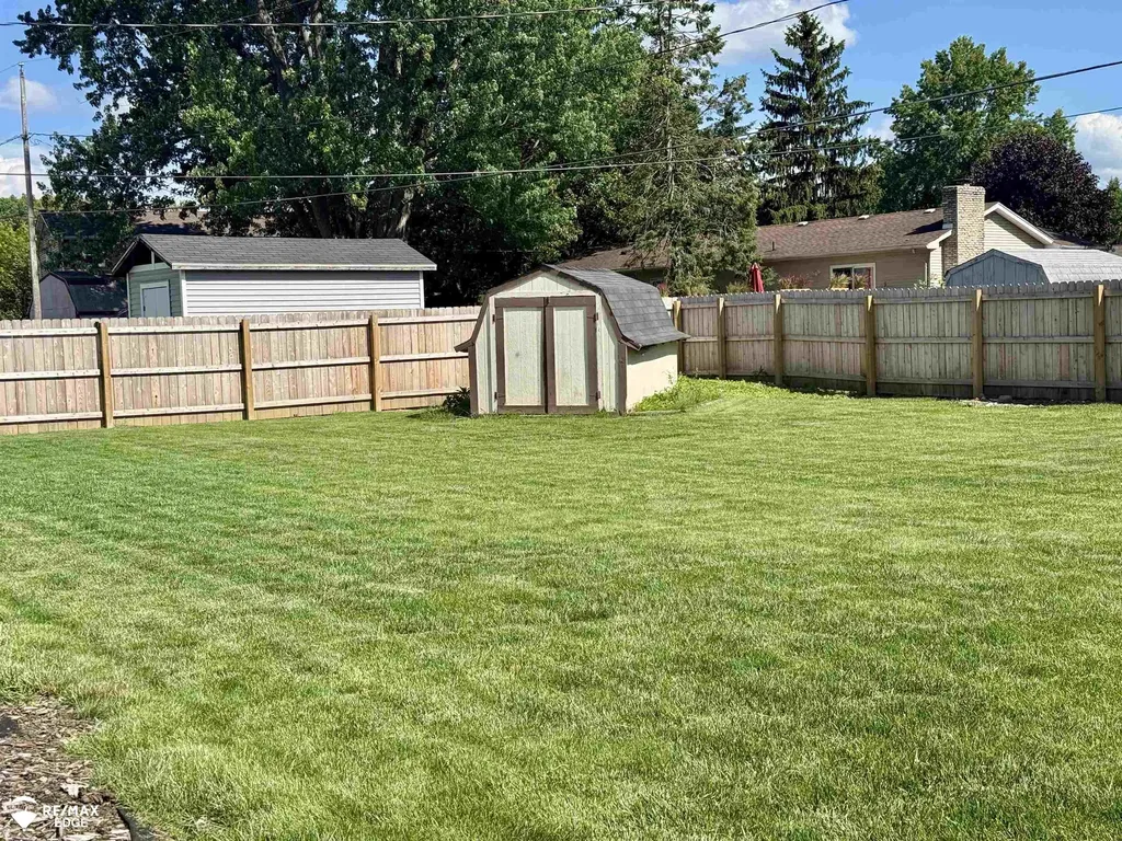 5196 N Georgetown Road Grand Blanc Charter Township MI 48439