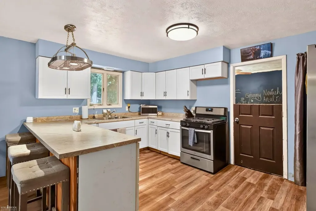 4141 Triwood Road Bridgeport Charter Township MI 48722