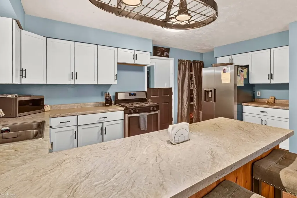 4141 Triwood Road Bridgeport Charter Township MI 48722