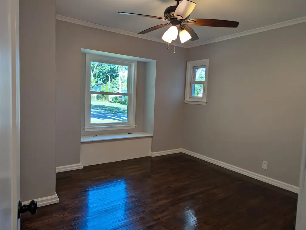 1388 Merle Avenue Burton City MI 48509
