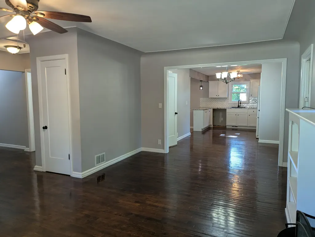 1388 Merle Avenue Burton City MI 48509