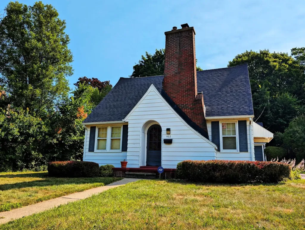 502 Dougherty Place Flint City MI 48504