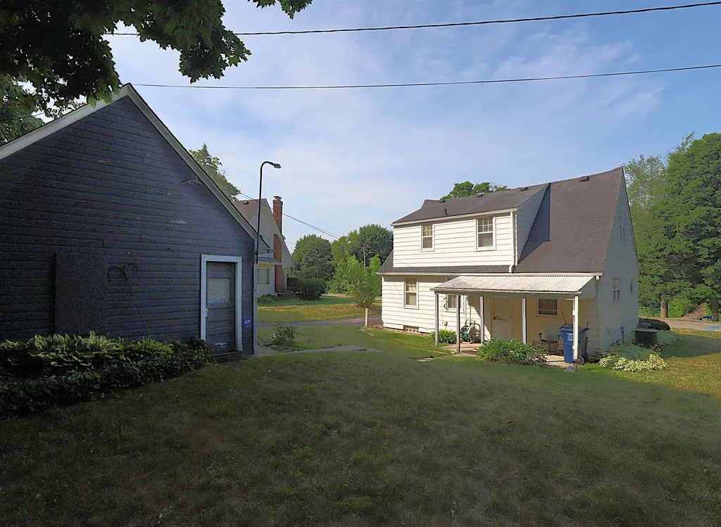 502 Dougherty Place Flint City MI 48504