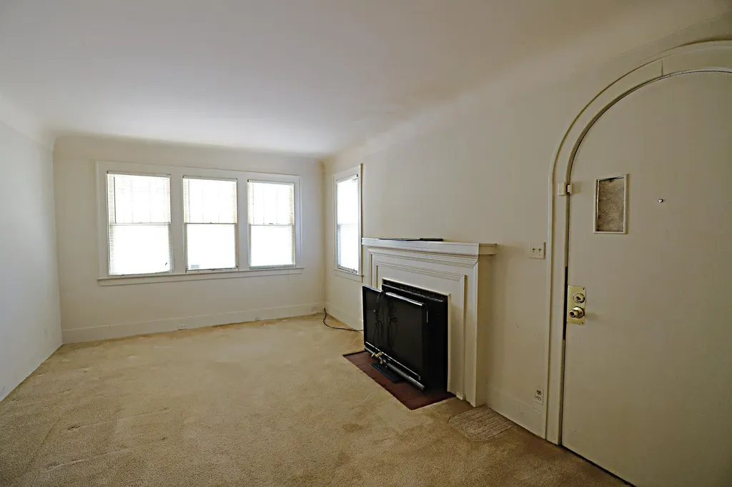 502 Dougherty Place Flint City MI 48504
