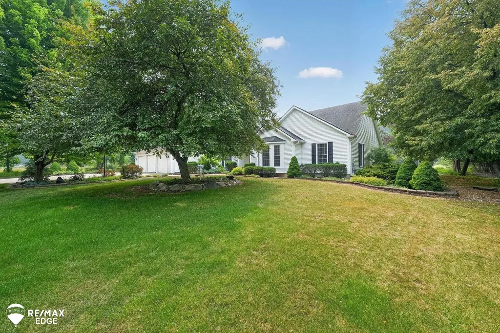 7190 E Maple Avenue Atlas Township MI 48439