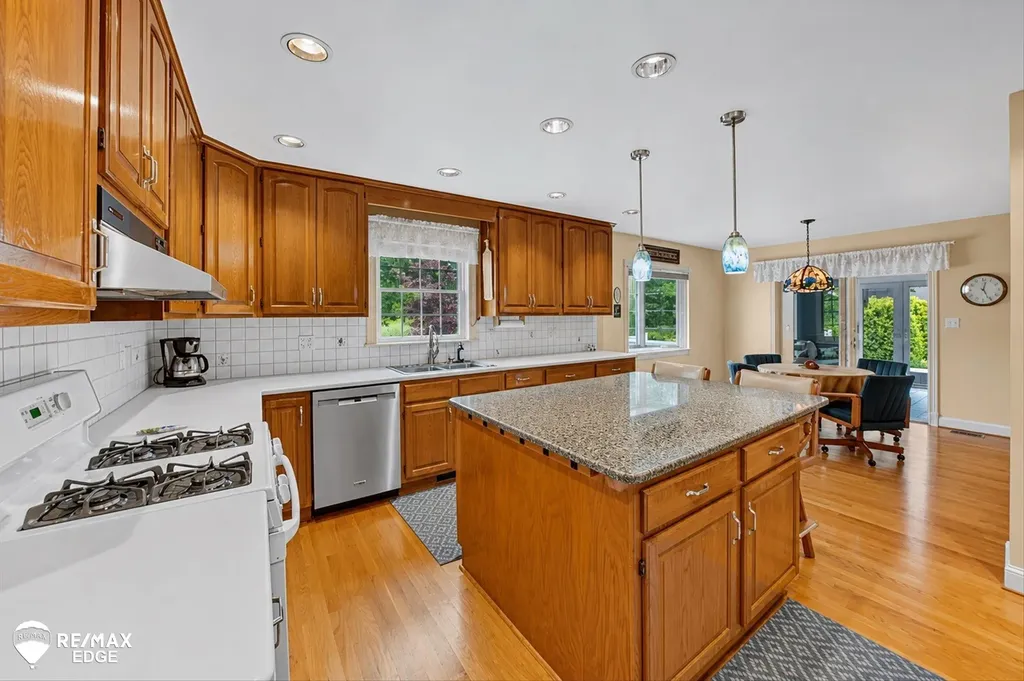 7190 E Maple Avenue Atlas Township MI 48439