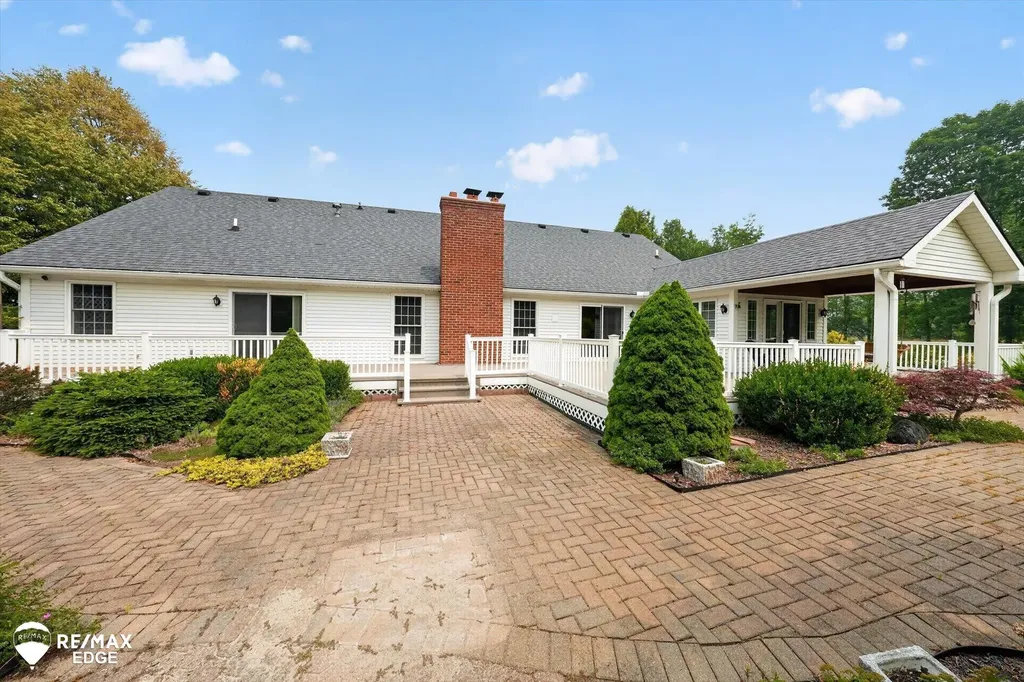 7190 E Maple Avenue Atlas Township MI 48439