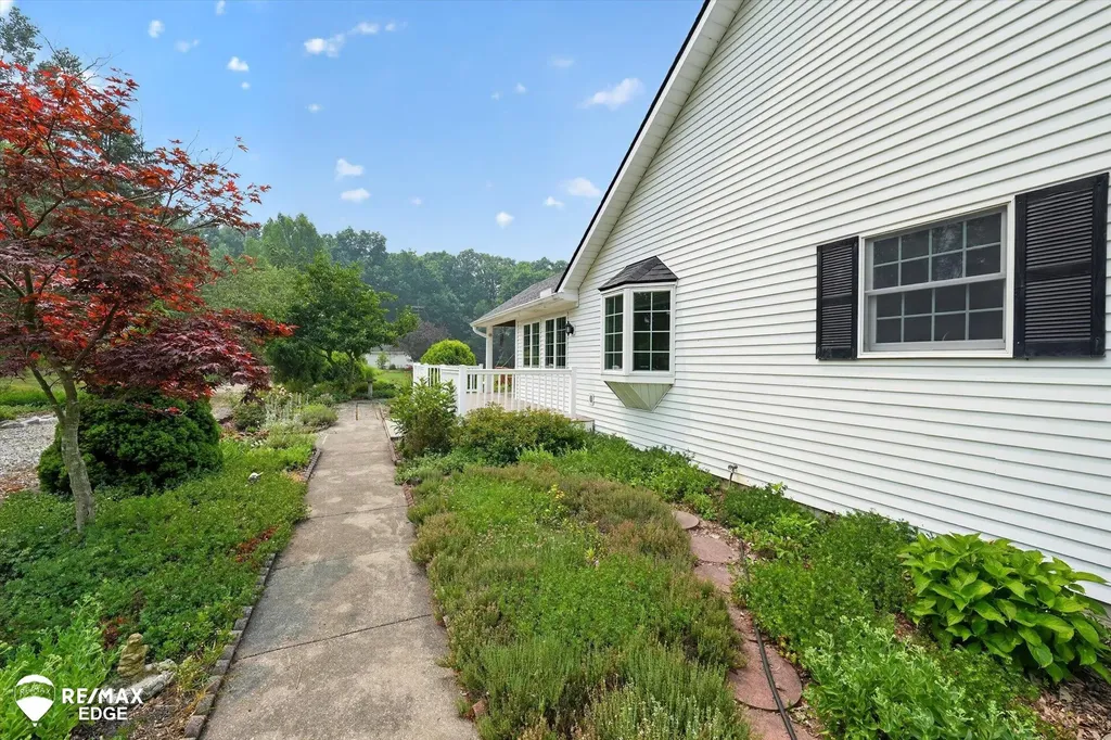7190 E Maple Avenue Atlas Township MI 48439