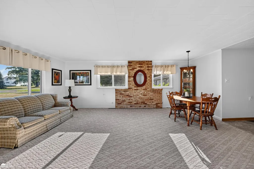 5293 E Cole Road Antrim Township MI 48414