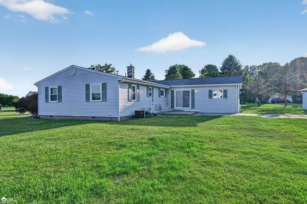 5293 E Cole Road Antrim Township MI 48414