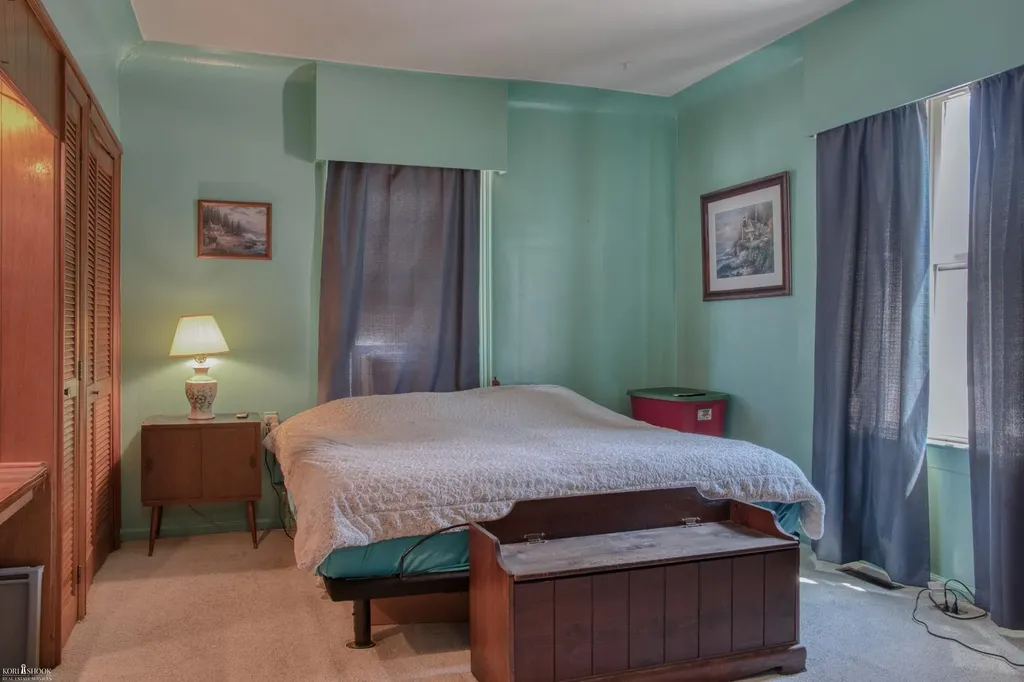 321 E Oliver Street Corunna City MI 48817
