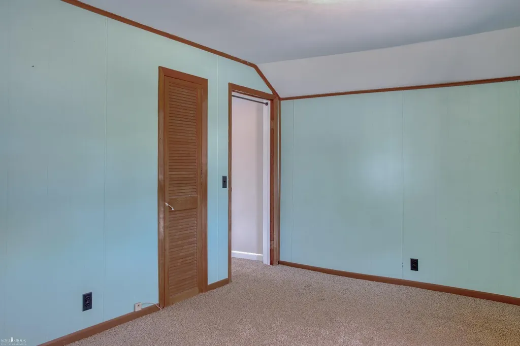 321 E Oliver Street Corunna City MI 48817