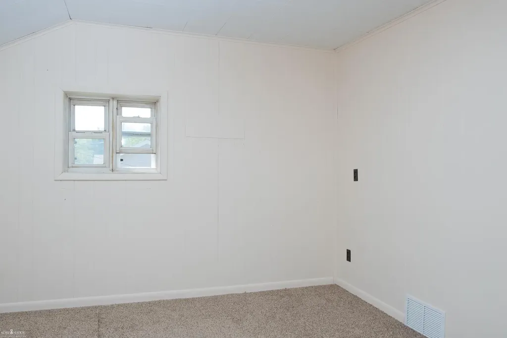 321 E Oliver Street Corunna City MI 48817
