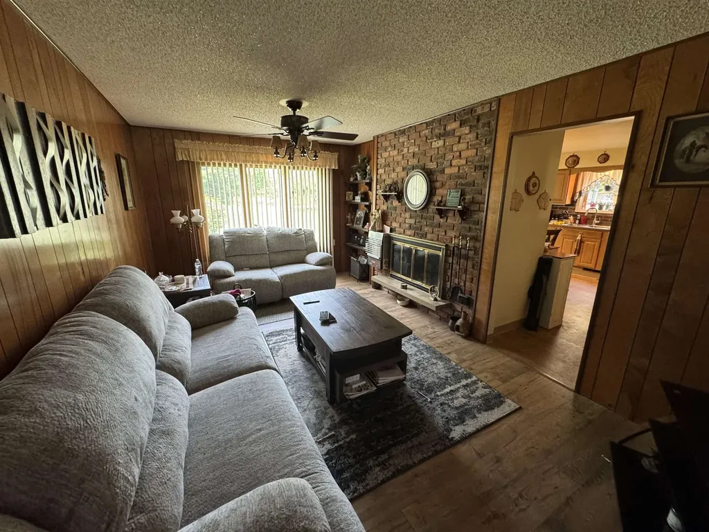 9090 Meadowland Drive Grand Blanc Charter Township MI 48439