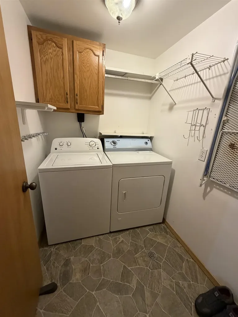 6496 E Carpenter Road Genesee Charter Township MI 48506