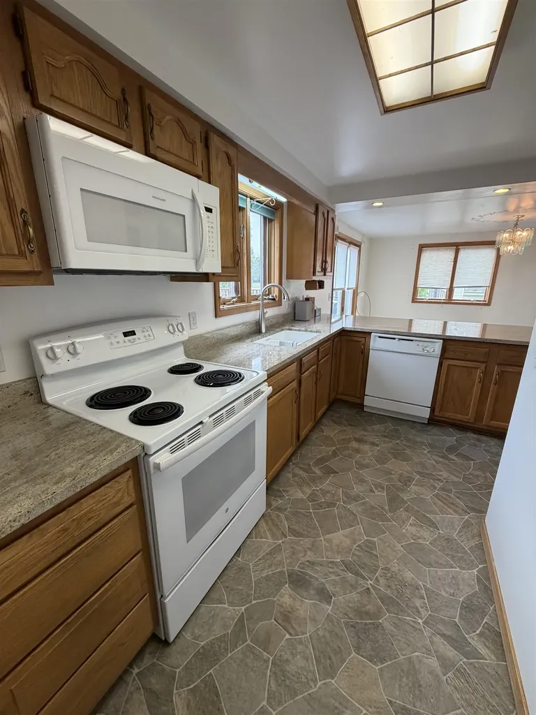 6496 E Carpenter Road Genesee Charter Township MI 48506
